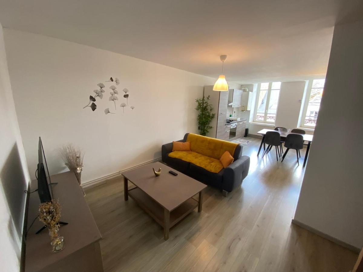 Joli Appartement Avec Parking Gratuit Sur Place Givet Εξωτερικό φωτογραφία