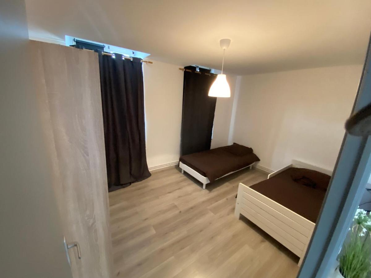 Joli Appartement Avec Parking Gratuit Sur Place Givet Εξωτερικό φωτογραφία